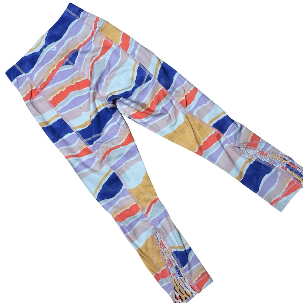 Lululemon True Self Crop Bleacher Stripe White Iris Flower Size 4